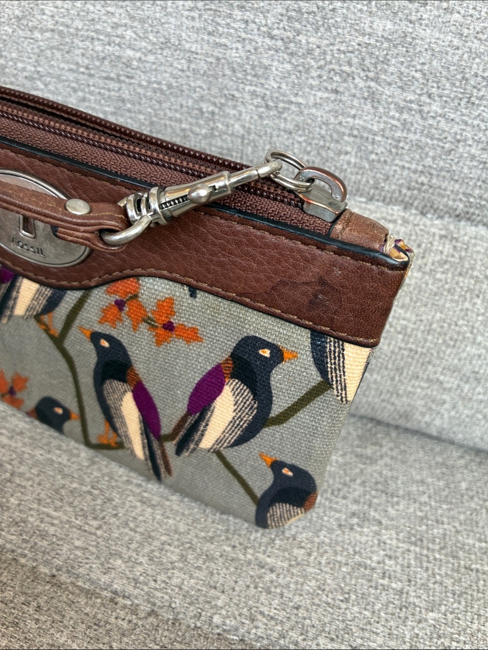 Fossil Key-Per Wristlet Bird Pattern - Picture 8 of 11